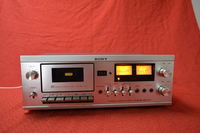 Sony TC-204sd rok (1975-76) vaha 8kg