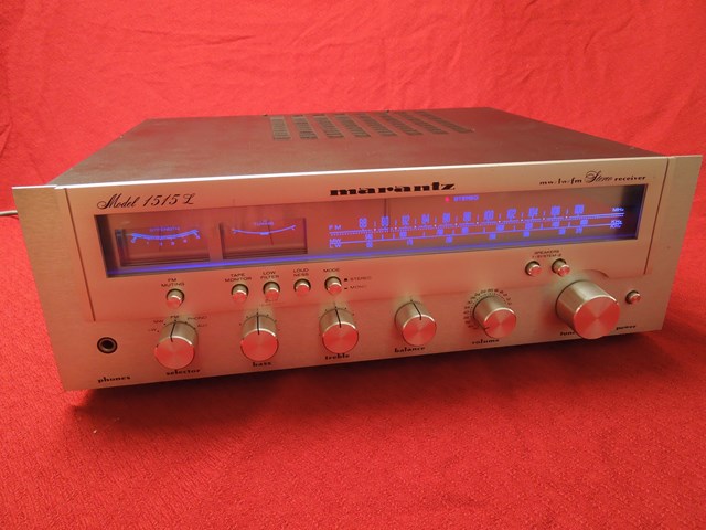 Marantz 1515L rok 1978-80 vaha 9kg 15watt,,