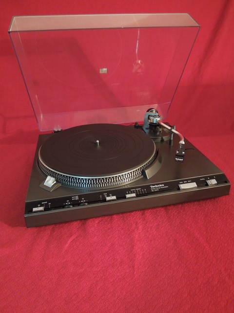 Technics  SL-3310