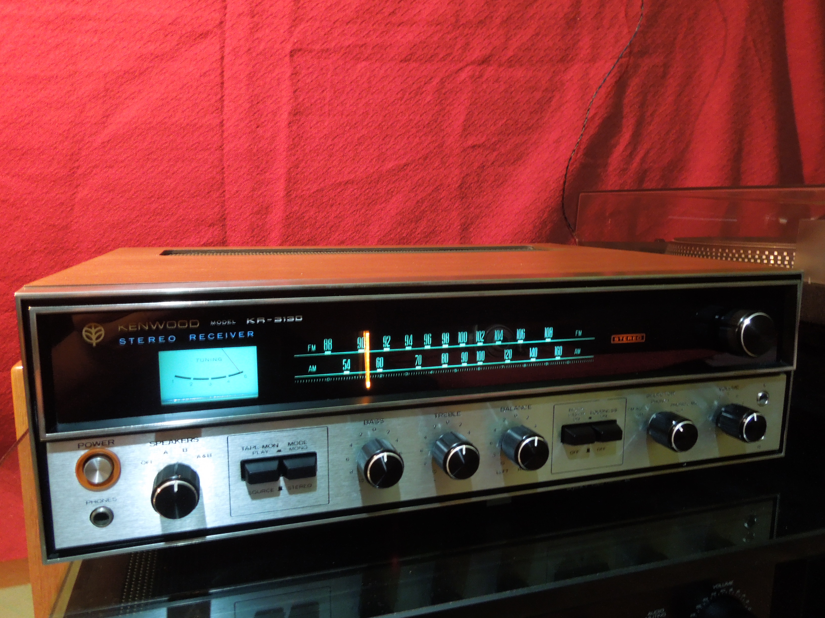 Kenwood kr-3130 rok 1975 vaha7,2kg 2x19wat,,